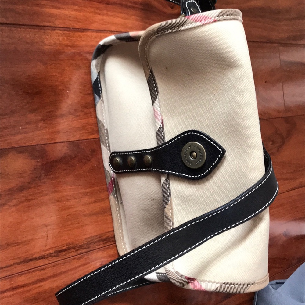Burberry satchel 1 mini stain,w/ zipper & pockets!